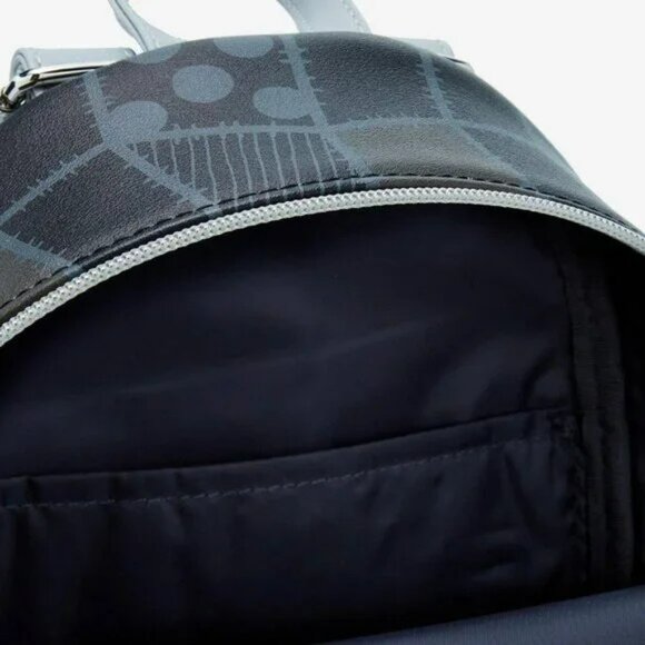 Loungefly The Nightmare Before Christmas Jack & Sally Split Heart NWT - Picture 4 of 4